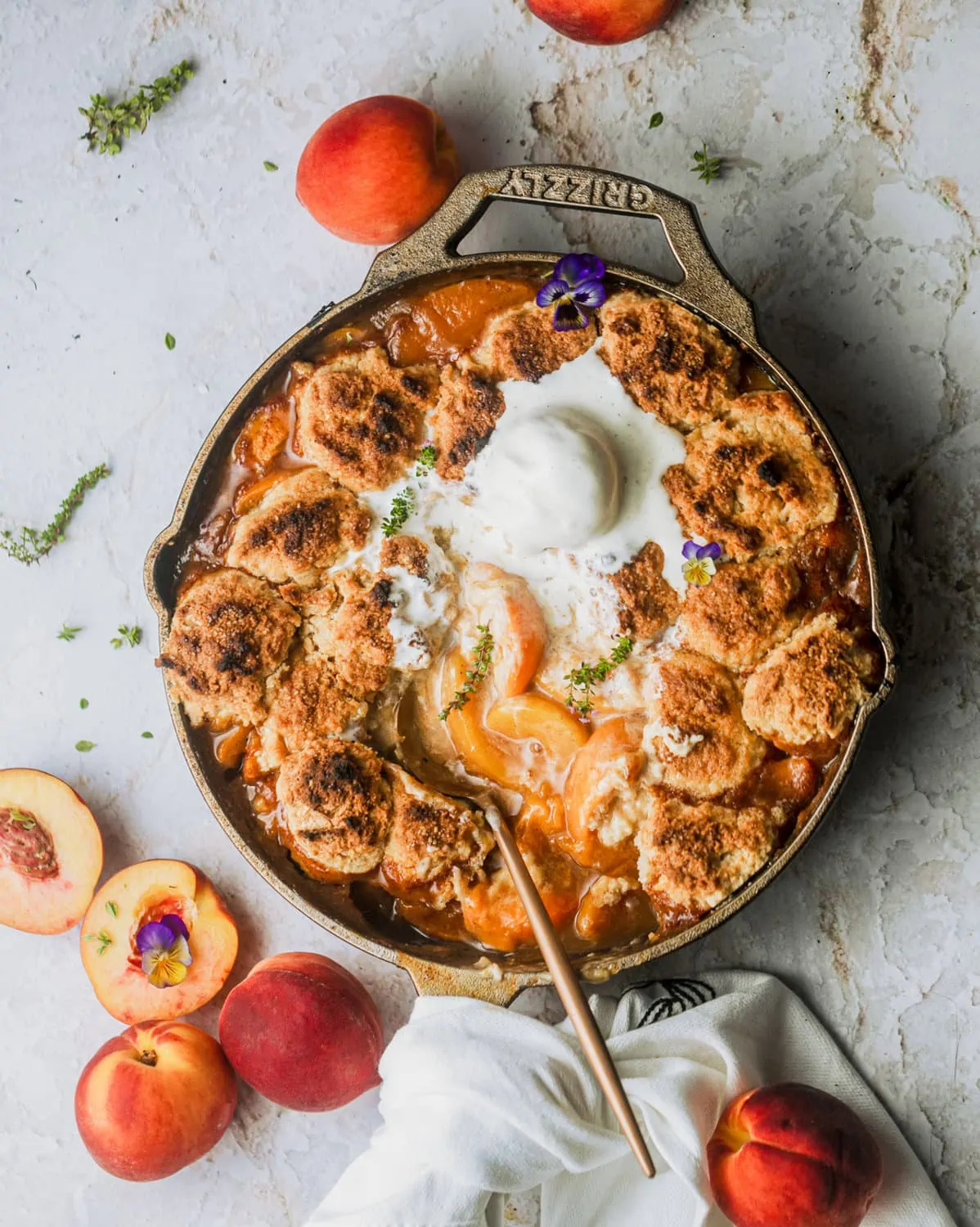 Southern Peach Cobbler with Canned Peaches